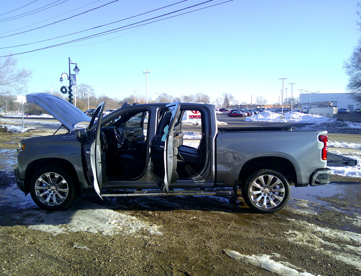 Chevrolet Silverado 1500 4WD Crew Cab 147" High Country 2021