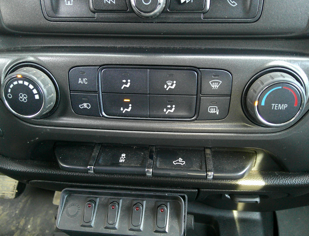 Chevrolet Silverado 2500HD 4WD Double Cab 158.1" Work Truck 2018