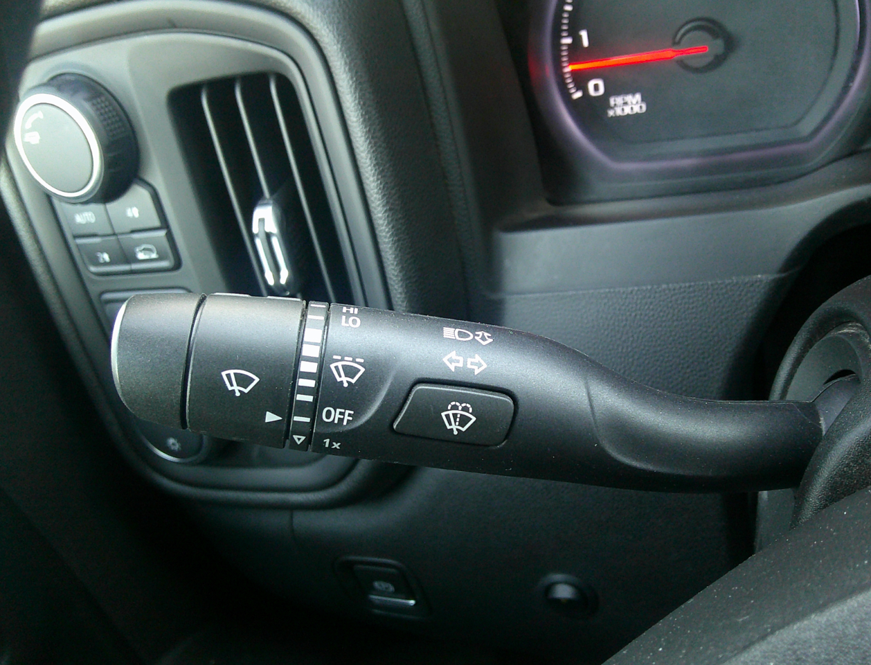 Chevrolet Silverado 1500 4WD Double Cab 147" Work Truck 2020