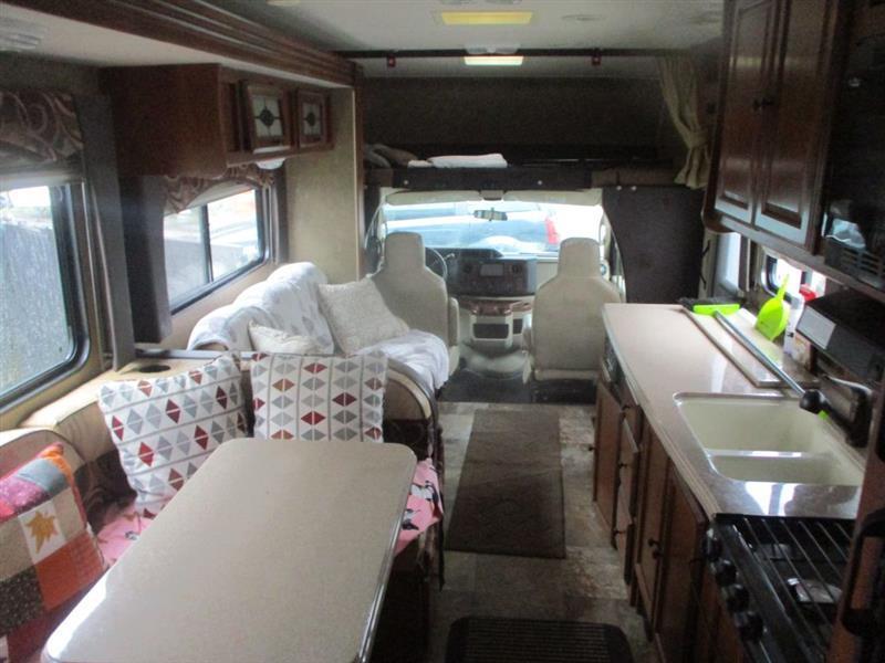 Ford Econoline E450 2013