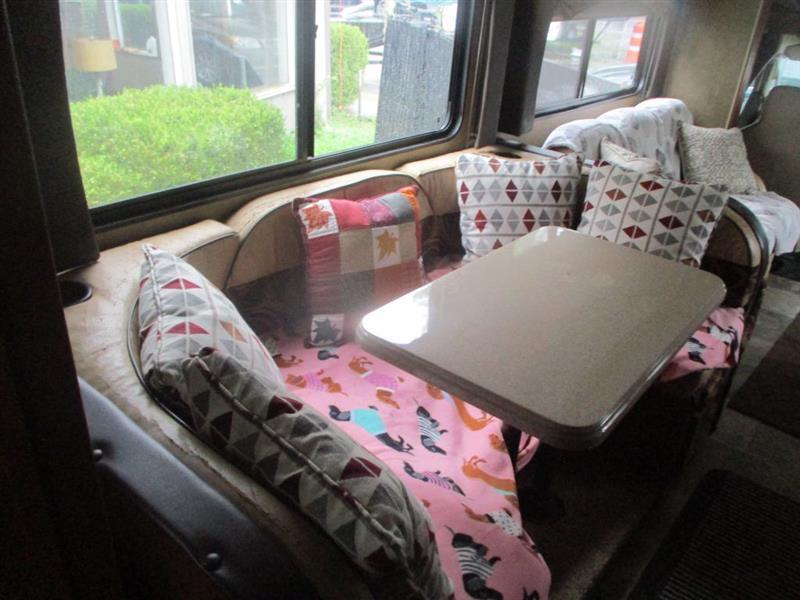 Ford Econoline E450 2013