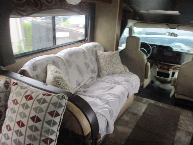 Ford Econoline E450 2013