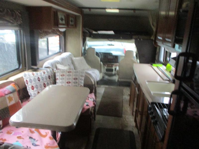Ford Econoline E450 2013