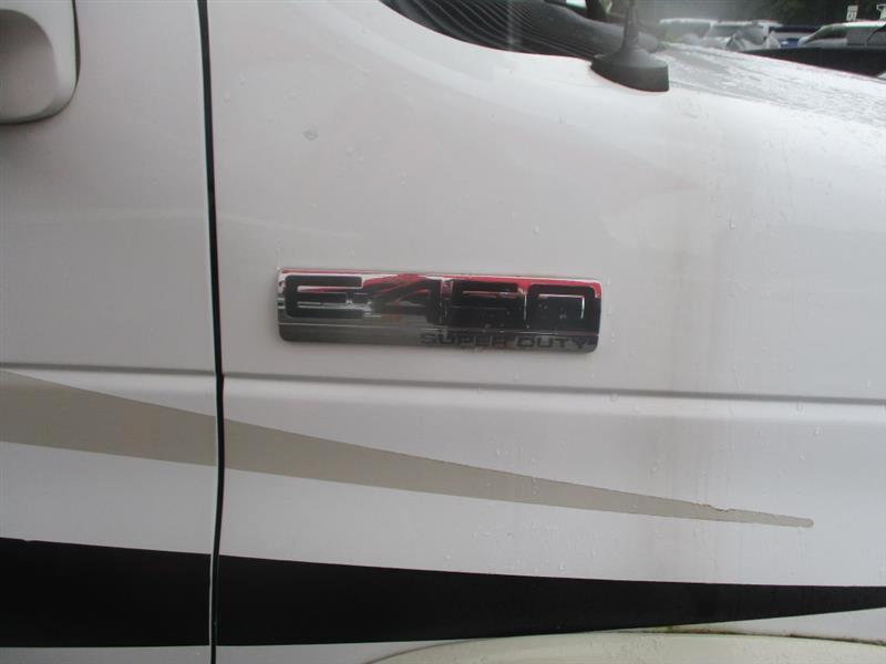 Ford Econoline E450 2013