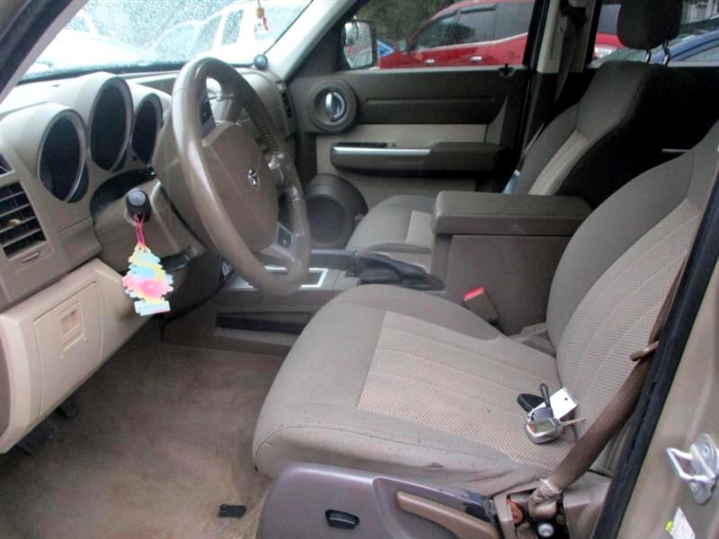 Dodge Nitro SXT 4WD 2010 Dodge Nitro SXT 4WD 2010