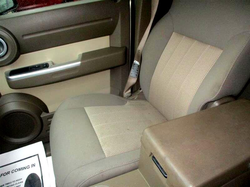 Dodge Nitro SXT 4WD 2010 Dodge Nitro SXT 4WD 2010