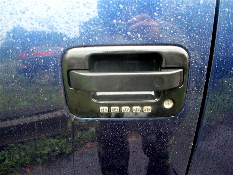 Ford F-150 XL SuperCrew 5.5-ft. Bed 4WD 2013 Ford F-150 XL SuperCrew 5.5-ft. Bed 4WD 2013