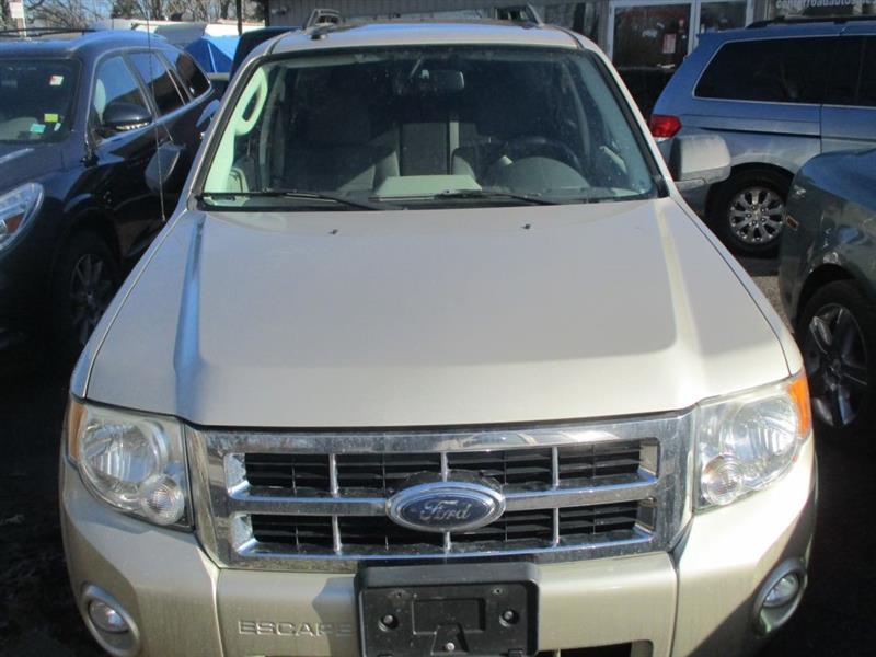 Ford Escape XLT FWD 2010