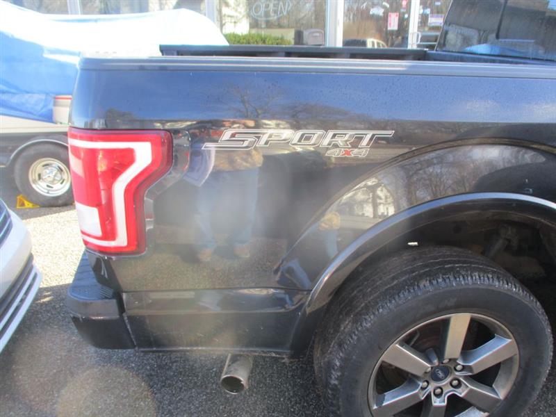 Ford F-150 XL SuperCrew 5.5-ft. Bed 4WD 2015