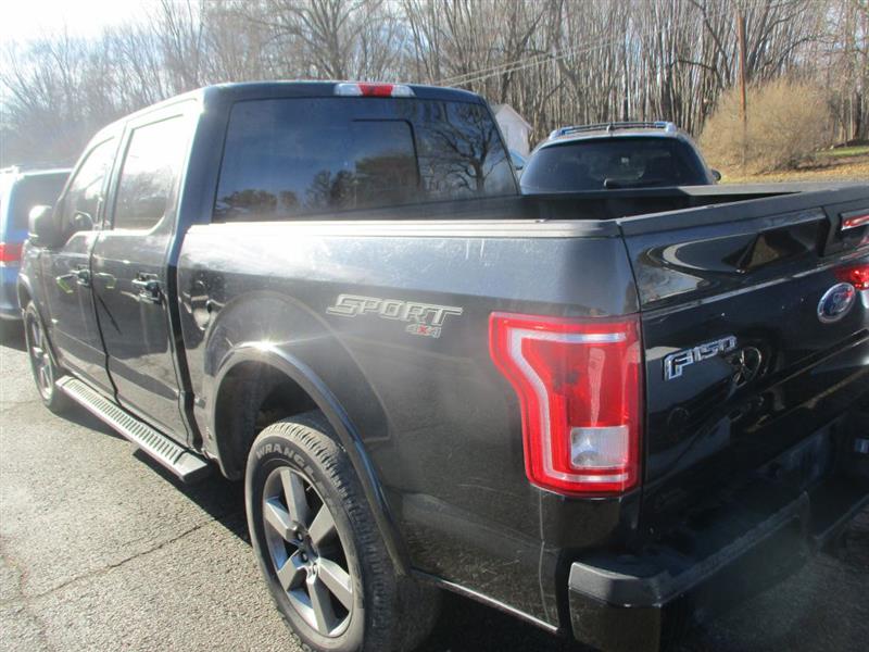 Ford F-150 XL SuperCrew 5.5-ft. Bed 4WD 2015