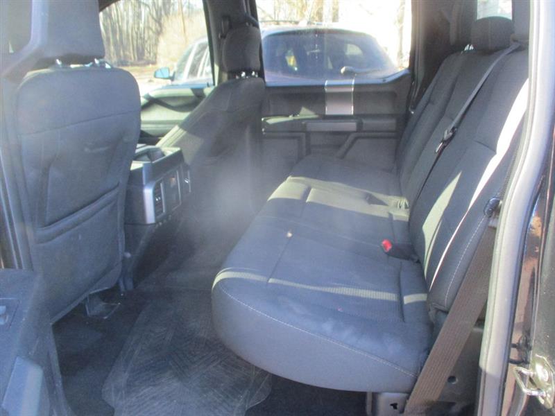 Ford F-150 XL SuperCrew 5.5-ft. Bed 4WD 2015