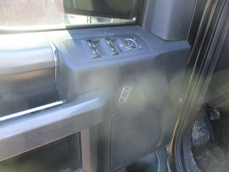 Ford F-150 XL SuperCrew 5.5-ft. Bed 4WD 2015