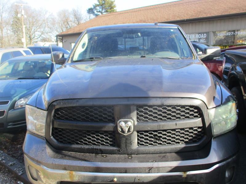 RAM 1500 SLT Crew Cab SWB 4WD 2015