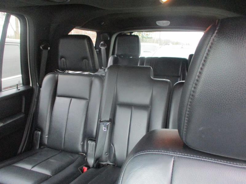 Ford Expedition XLT 4WD 2017