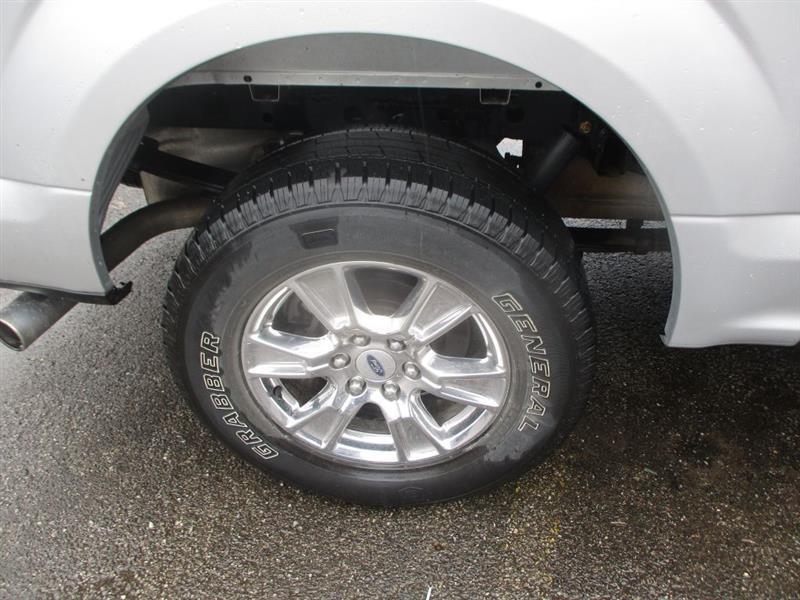 Ford F-150 XL SuperCrew 5.5-ft. Bed 4WD 2016