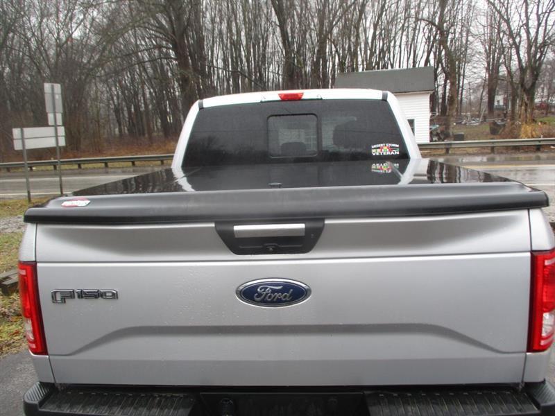 Ford F-150 XL SuperCrew 5.5-ft. Bed 4WD 2016