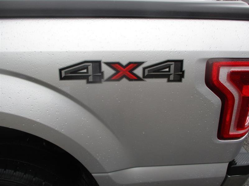 Ford F-150 XL SuperCrew 5.5-ft. Bed 4WD 2016