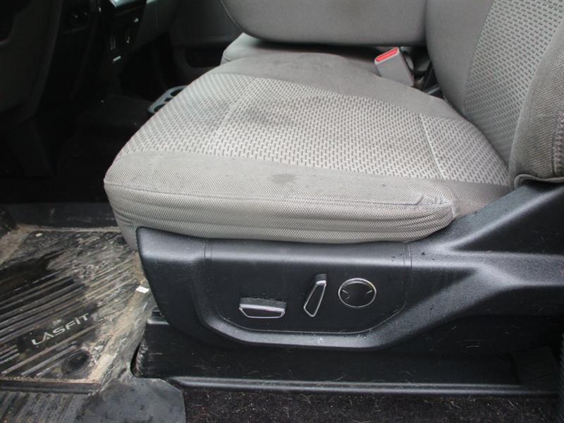 Ford F-150 XL SuperCrew 5.5-ft. Bed 4WD 2016