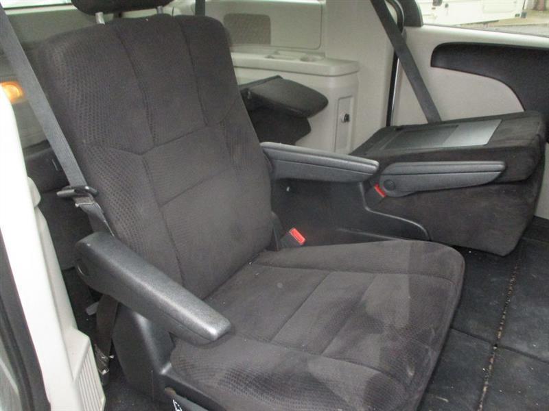 Dodge Grand Caravan SE 2012