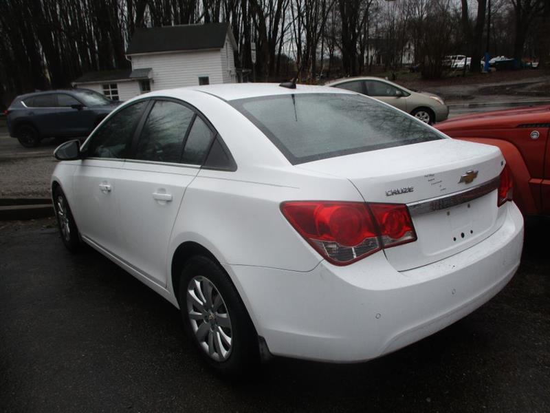 Chevrolet Cruze 1LT 2011
