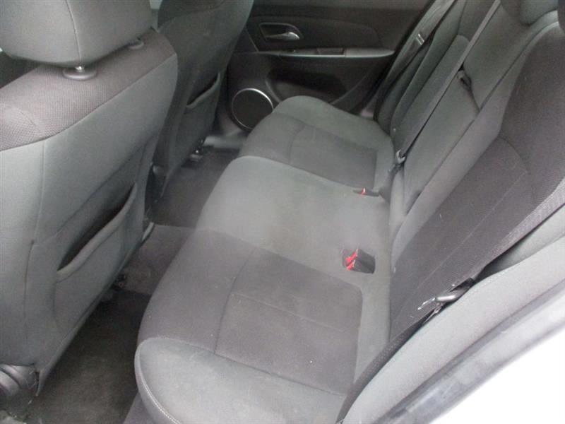 Chevrolet Cruze 1LT 2011