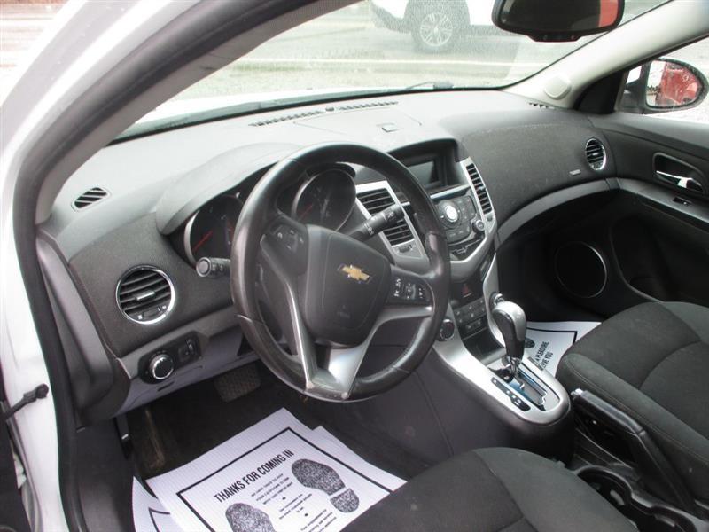 Chevrolet Cruze 1LT 2011
