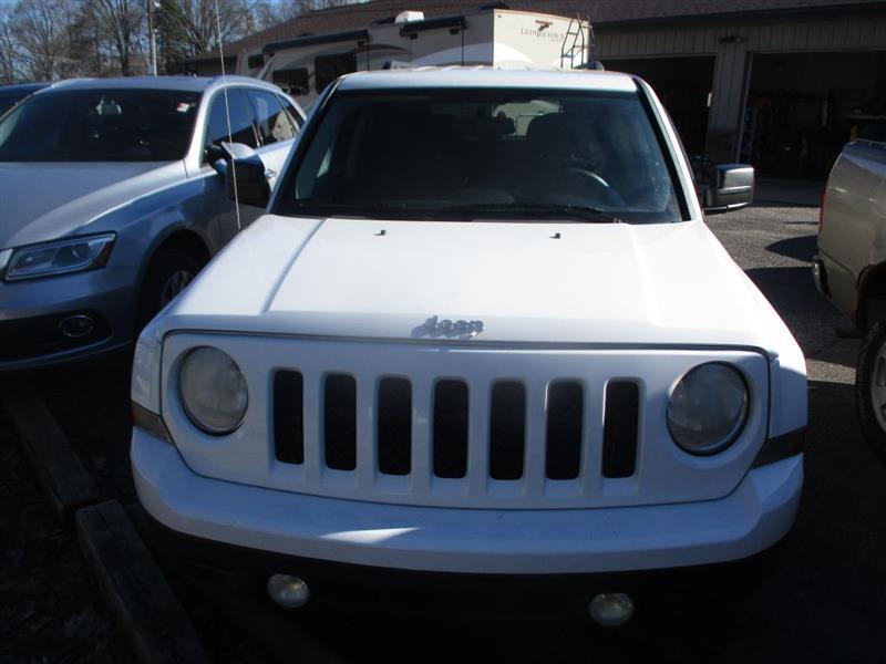 Jeep Patriot Sport 2WD 2014