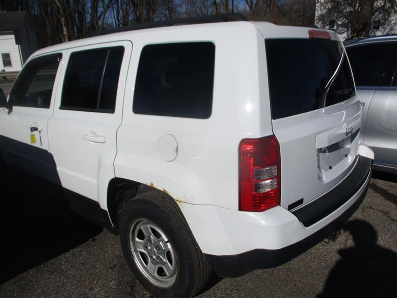 Jeep Patriot Sport 2WD 2014