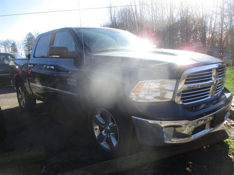 RAM 1500 SLT Crew Cab SWB 4WD 2014