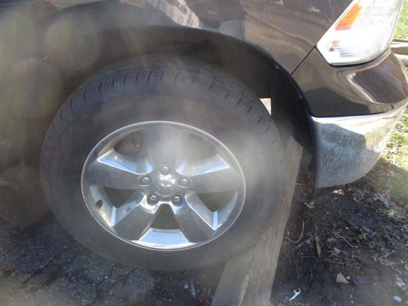 RAM 1500 SLT Crew Cab SWB 4WD 2014