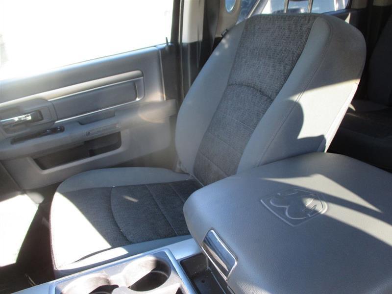 RAM 1500 SLT Crew Cab SWB 4WD 2014