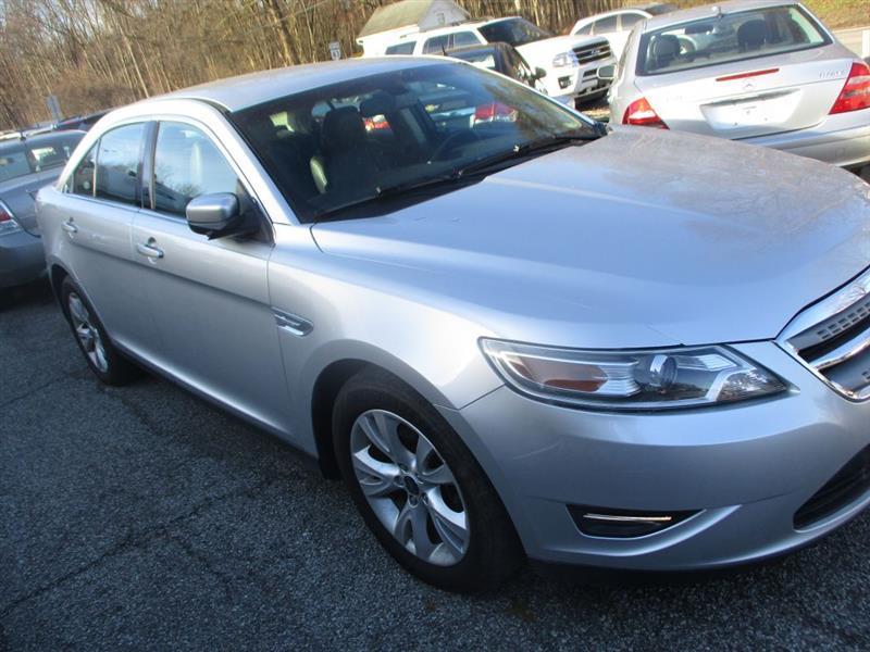 Ford Taurus  2011