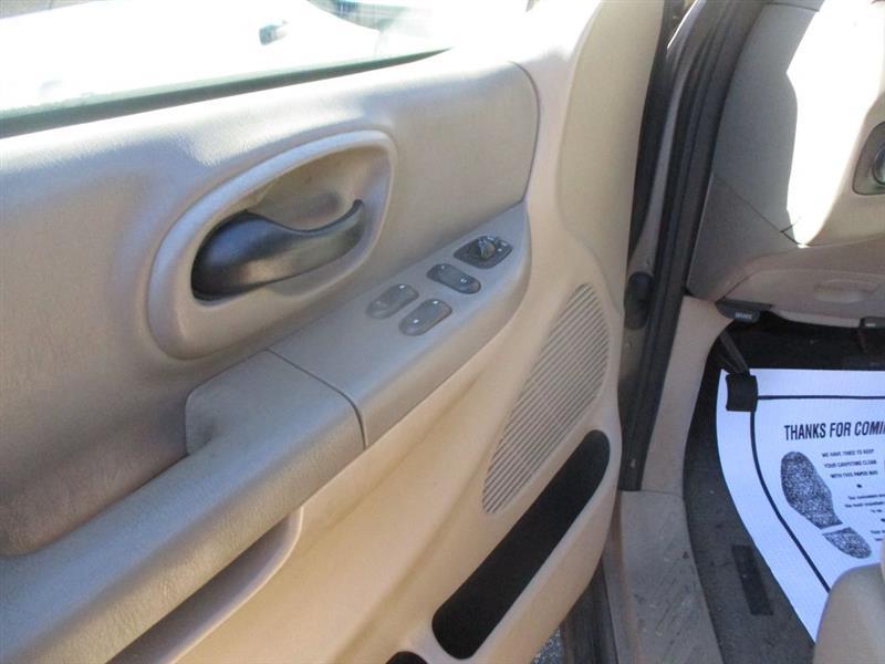 Ford F-150 XL SuperCab Short Bed 2WD 2002