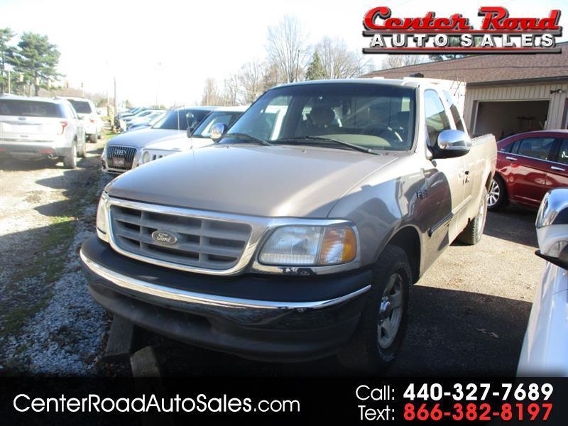 Ford F-150 XL SuperCab Short Bed 2WD 2002