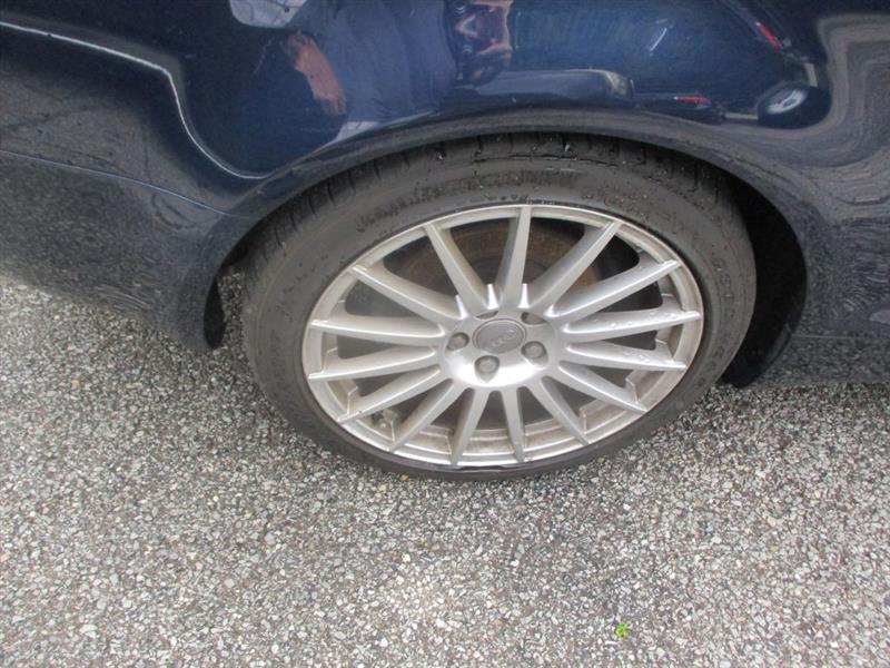 Audi A4 3.2 Cabriolet quattro with Tiptronic 2009