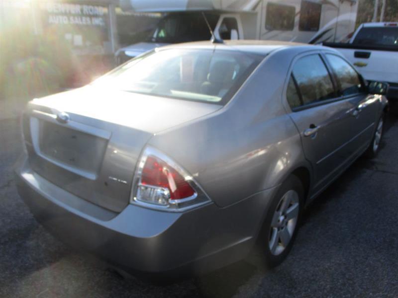 Ford Fusion V6 SE 2009