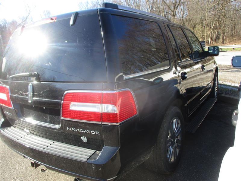 Lincoln Navigator 4WD 2012