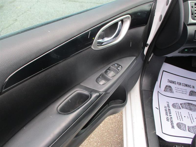 Nissan Sentra SL 2016