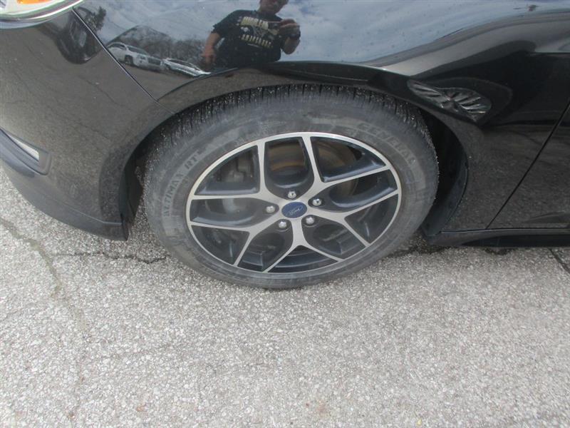 Ford Focus SE Sedan 2015