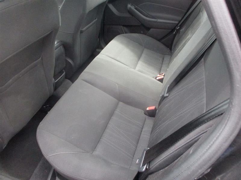 Ford Focus SE Sedan 2015