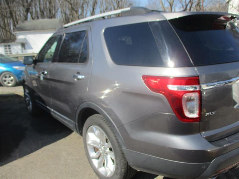 Ford Explorer XLT FWD 2013