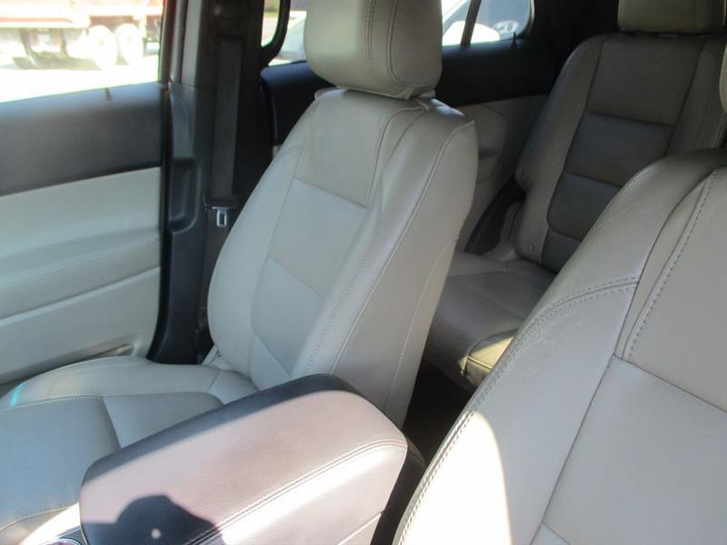 Ford Explorer XLT FWD 2013