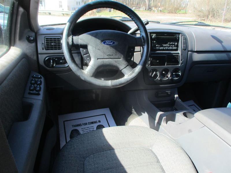 Ford Explorer XLS 2WD 2002