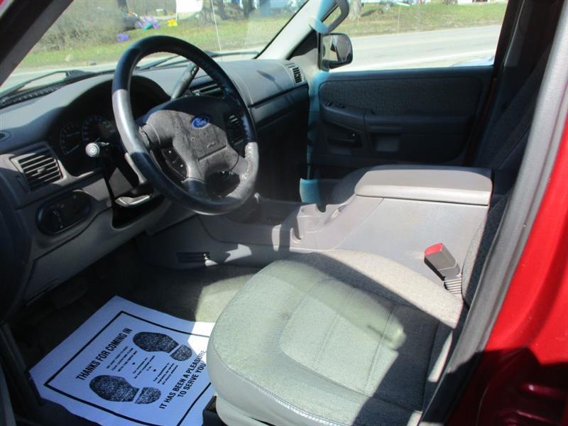 Ford Explorer XLS 2WD 2002