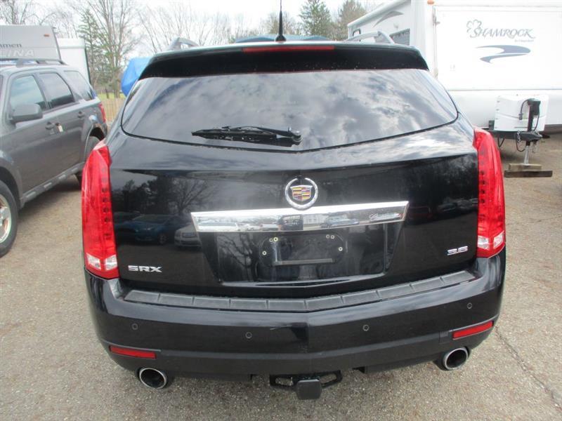 Cadillac SRX Luxury 2012