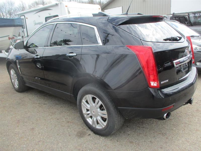 Cadillac SRX Luxury 2012