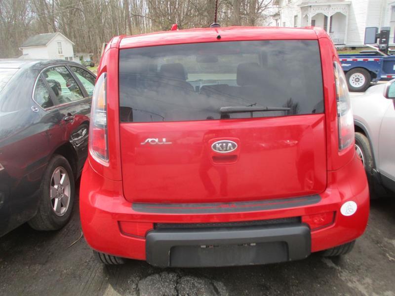 Kia Soul + 2011