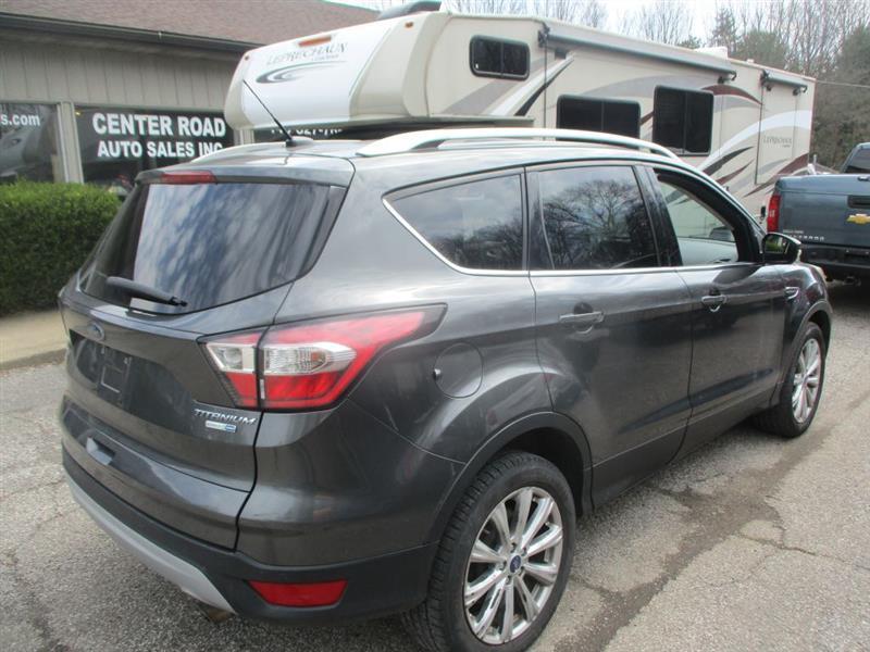 Ford Escape Titanium 4WD 2017