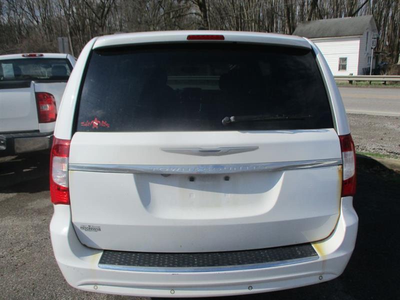 Chrysler Town & Country Touring-L 2014