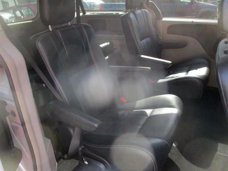 Chrysler Town & Country Touring-L 2014